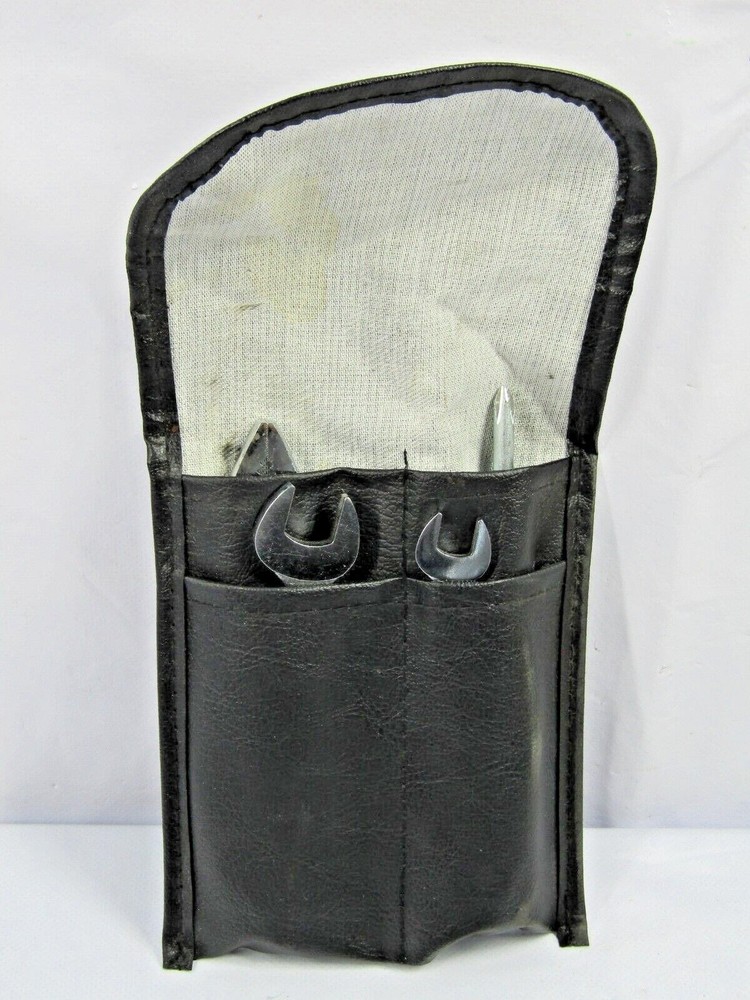 2003 Lexus RX300 Trunk Emergency Tool Set OEM