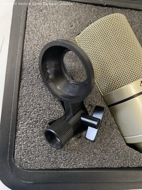 MXL 990 Condenser Microphone - Tested