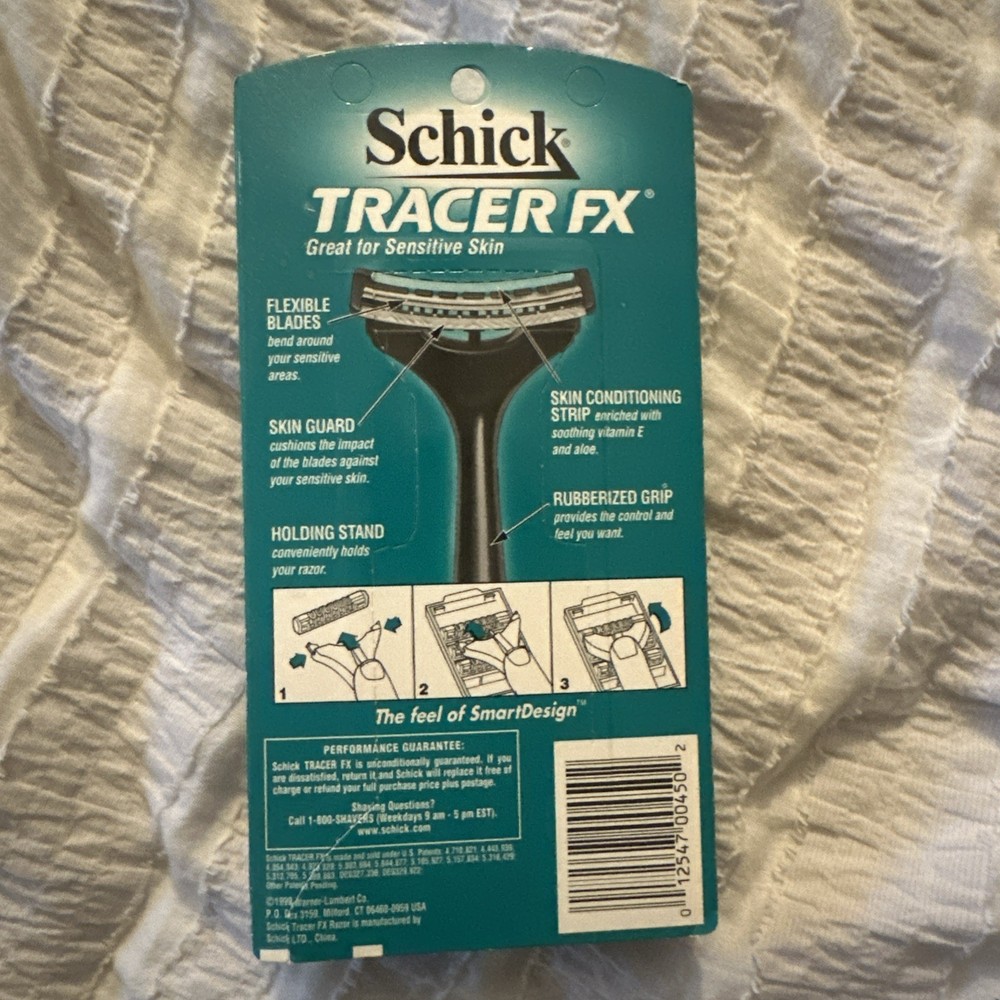 Schick Tracer FX W/ 2 Razor Blades VTG