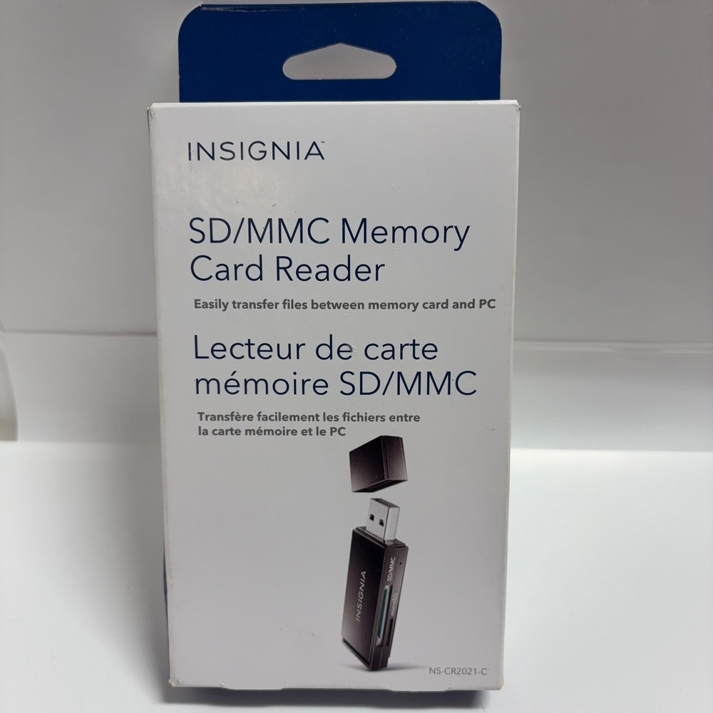 Insignia SD/MMC Memory Card Reader USB stick