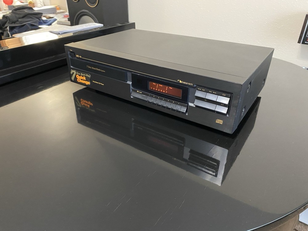 Nakamichi MB-4s 7 disc CD player