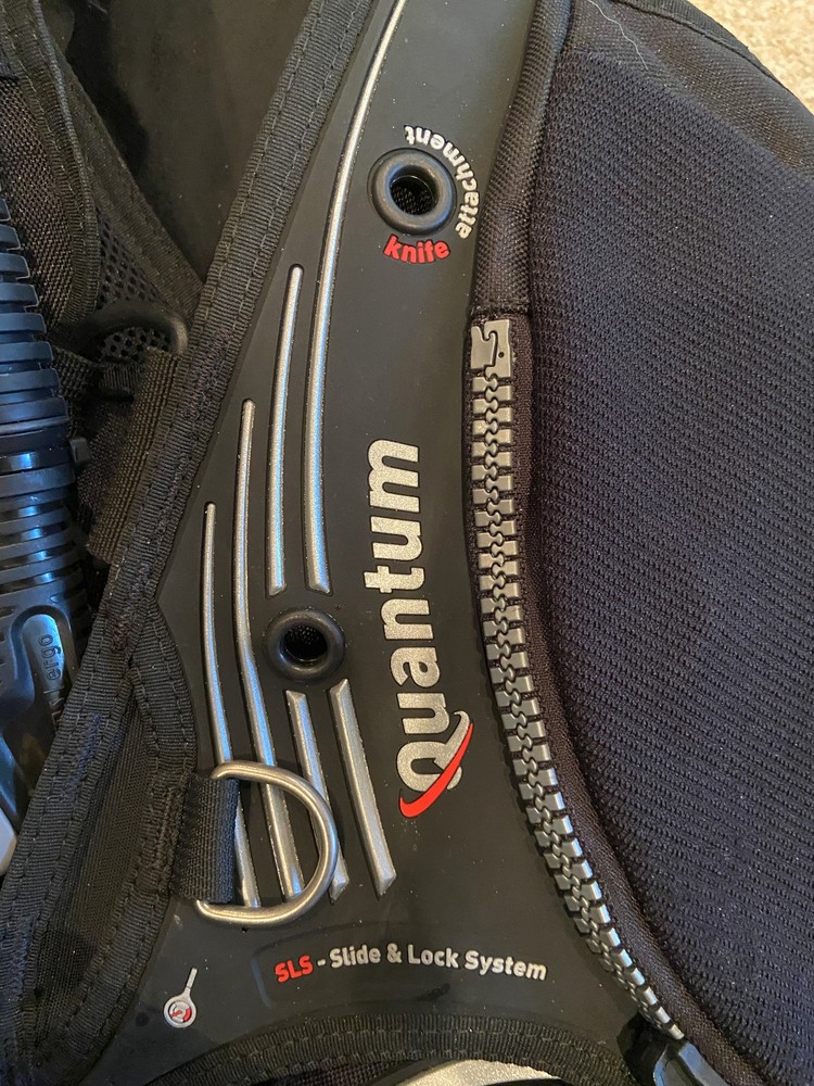 Mares Quantum BCD Scuba Bouyancy Compensator Black Size XL