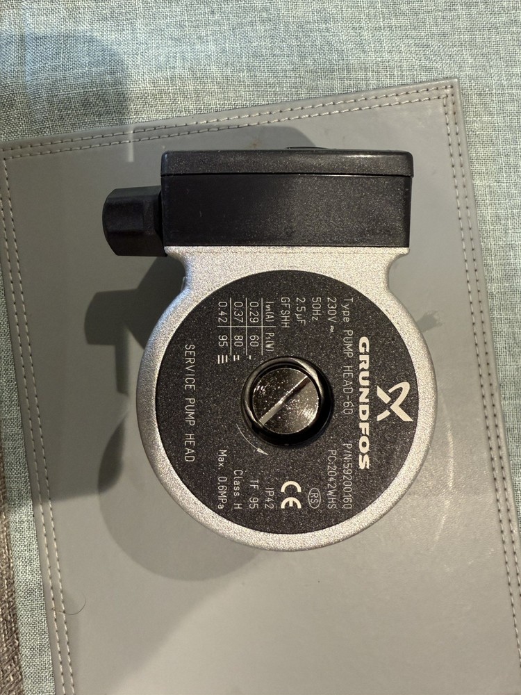 Worcester 8716119827 SBi/Danesmoor/Heatslave Grundfos 59200160 Pump 87161135940