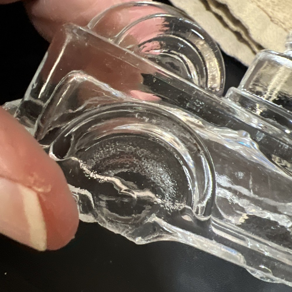 FIRE ENGINE GLASS CANDY CONTAINER ENGINE 1930s VICTORY GLASS