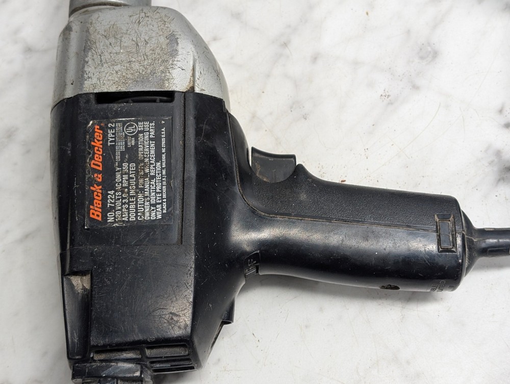 Black & Decker Corded 1/2" Single Speed Reversing Drill Model #7224 Type 2