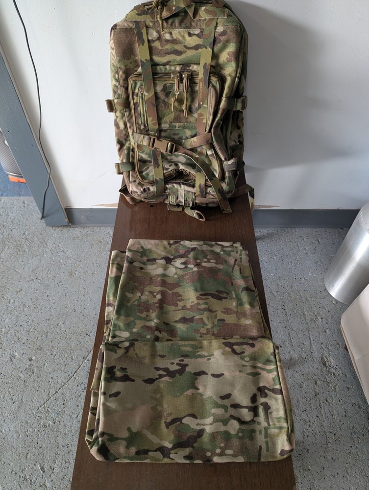 USIA Ultimate Swimmers DRY PACK (Multi Cam)