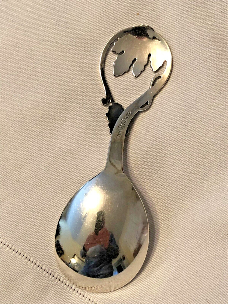 COHR Denmark Sterling Silver Tea Caddy / Preserve Spoon Grapevine Design