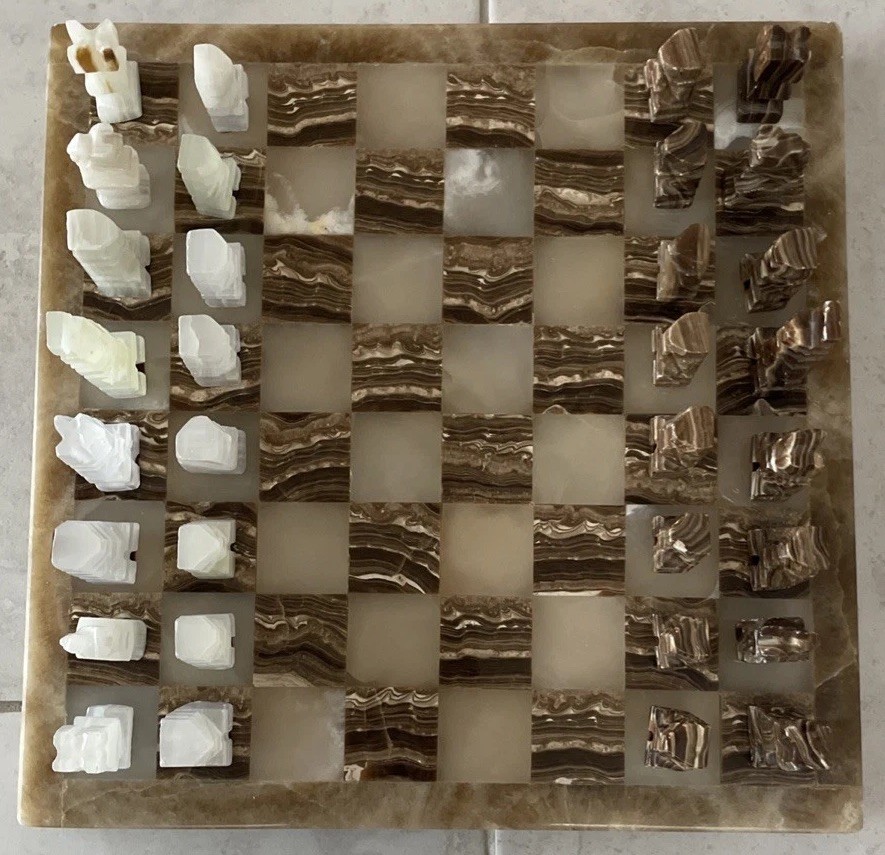MIDCENTURY ONYX MARBLE CHESS SET COMPLETE ALL PIECES