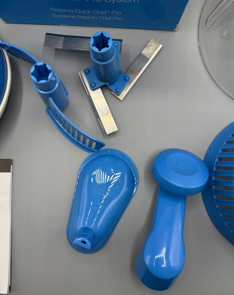 TUPPERWARE Quick Chef Pro System Blue Manual FOOD PROCESSOR Chopper