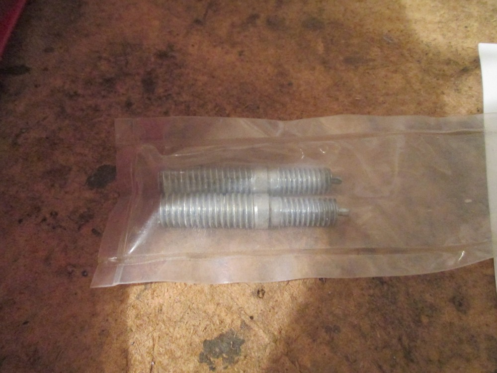 10ft B702 & 602 Aermotor Windmill Stud for Bonnet Nut, B588