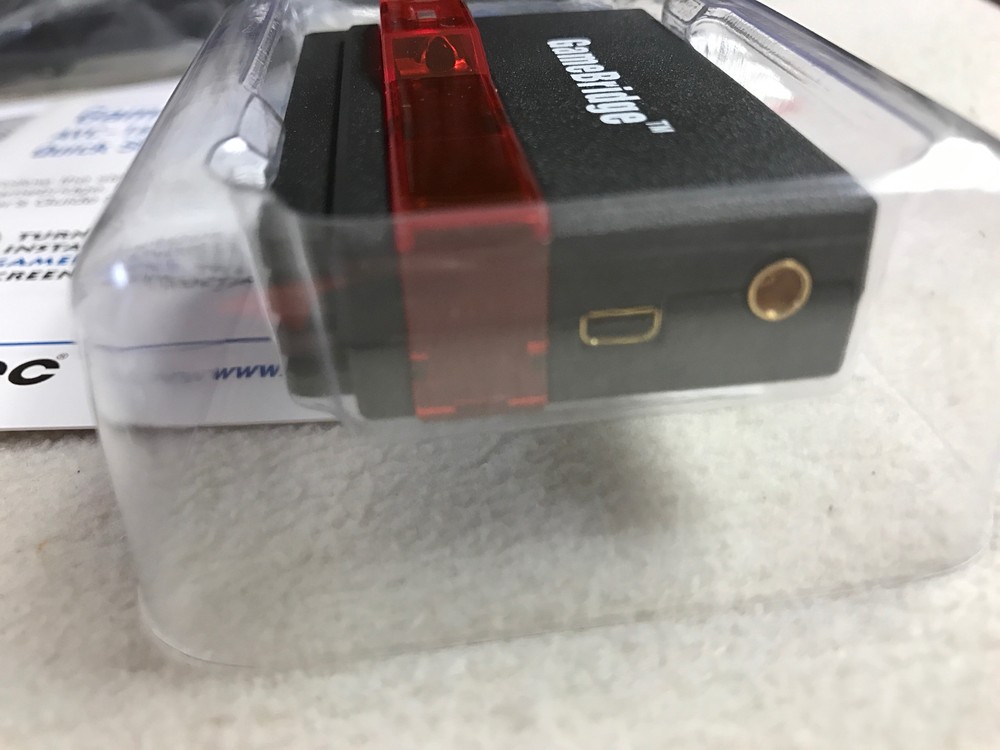 NEW Adaptec GameBridge AVC-1400/AVC-1410 includes Remote Control