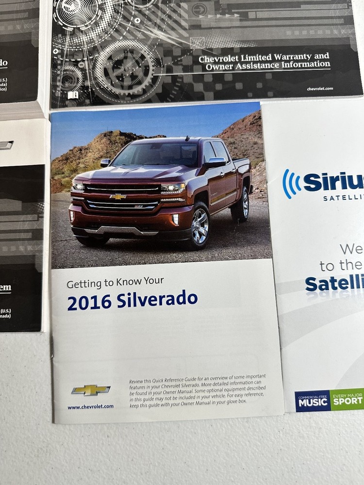 2016 Chevrolet Silverado Owners Manuals Set
