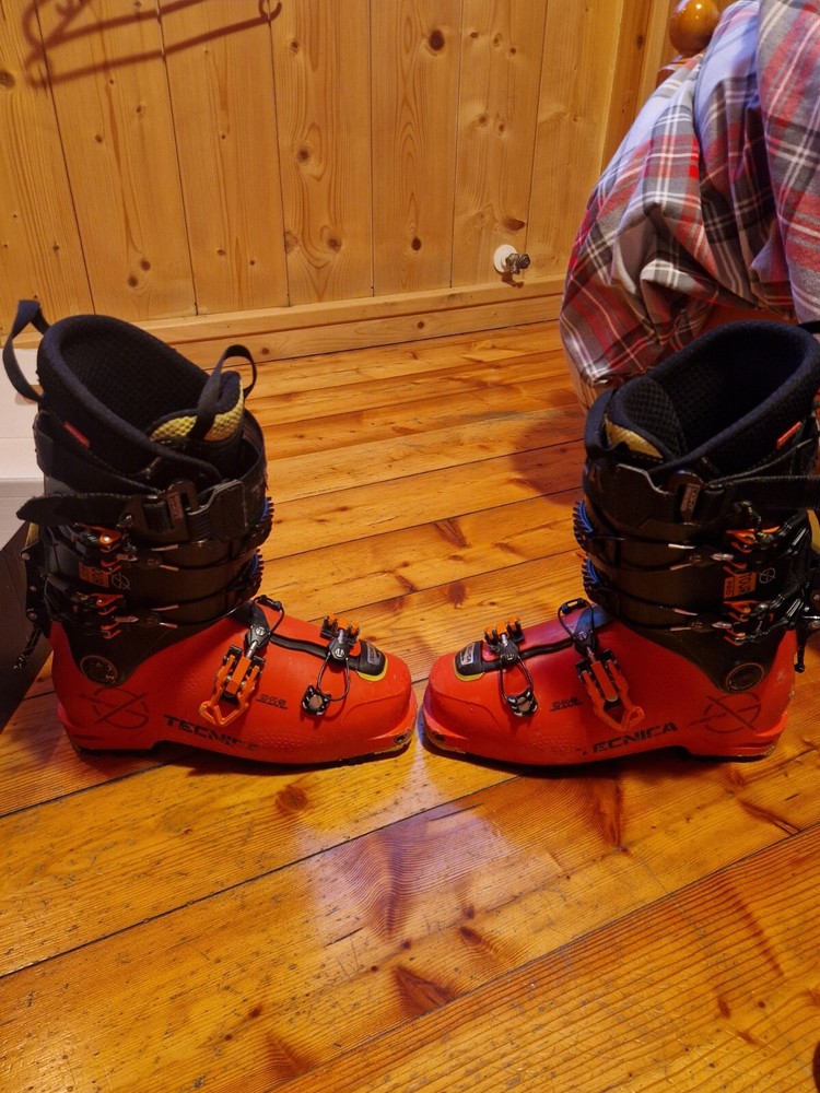 scarponi scialpinismo