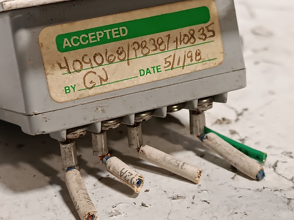 Acopian 24EB24E60 DC-DC Converter/Regulated Power Supply Single Output