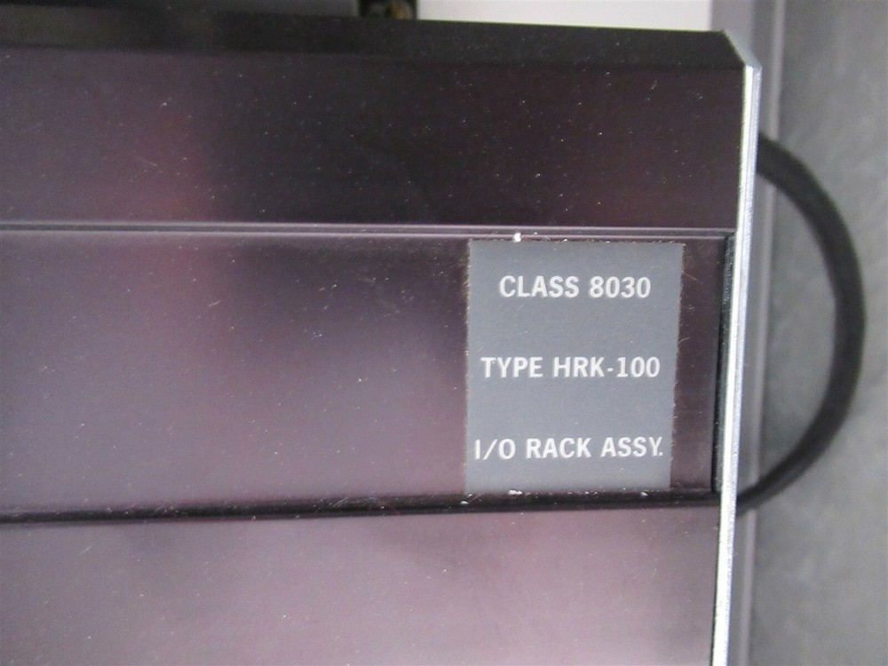 Square D Sy/Max Class 8030 Type PS-11 Programmable Controller HRK-100 Rack Unit