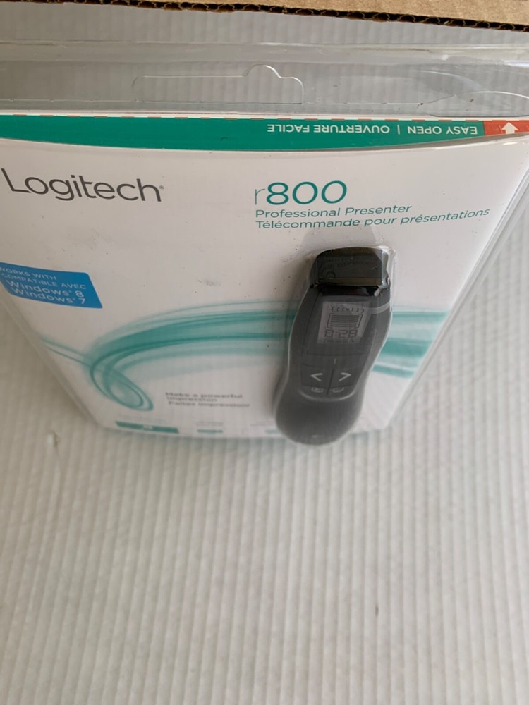 Logitech Wireless Presenter R400 With Case And Instructions