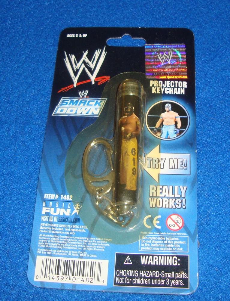 Smack Down Projector Keychain by Basic Fun MOC