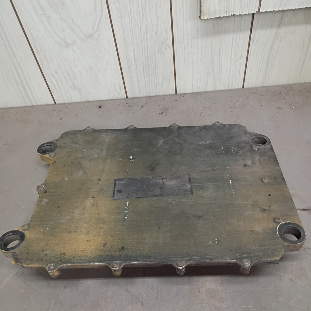 CAT ENGINE CONTROL MODULE (ECM) Unknown Numbers Untested