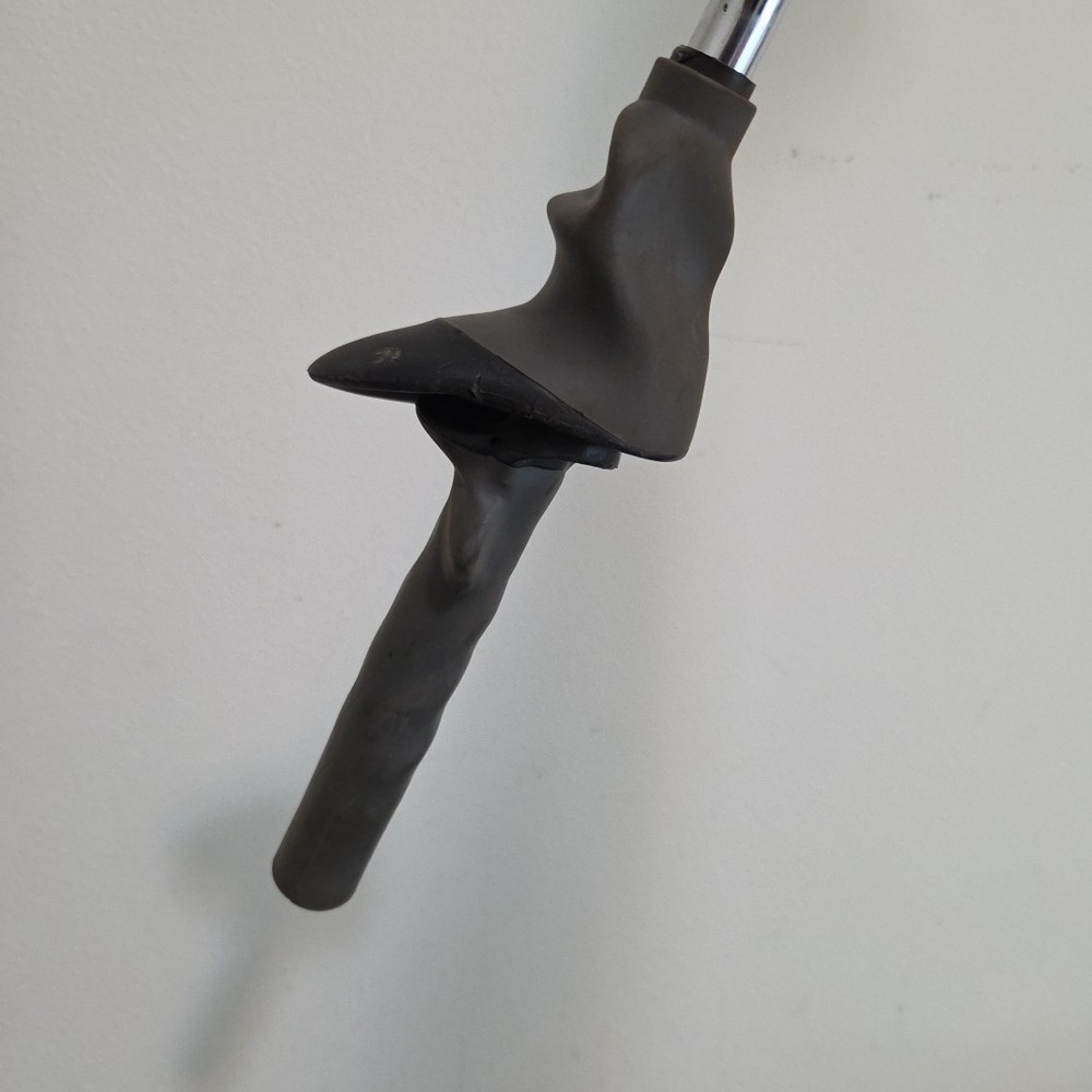 SWING MAGIC - Grip Trainer - Kallassy Perfect Grip - 5 Iron Training Tool