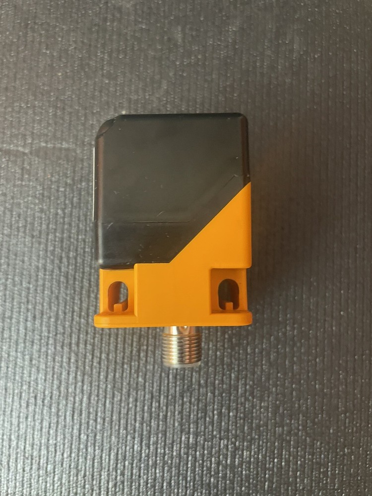 IFM Efector IM5117 IMC3040-BPKG/US Proximity Sensor New Surplus No Packaging