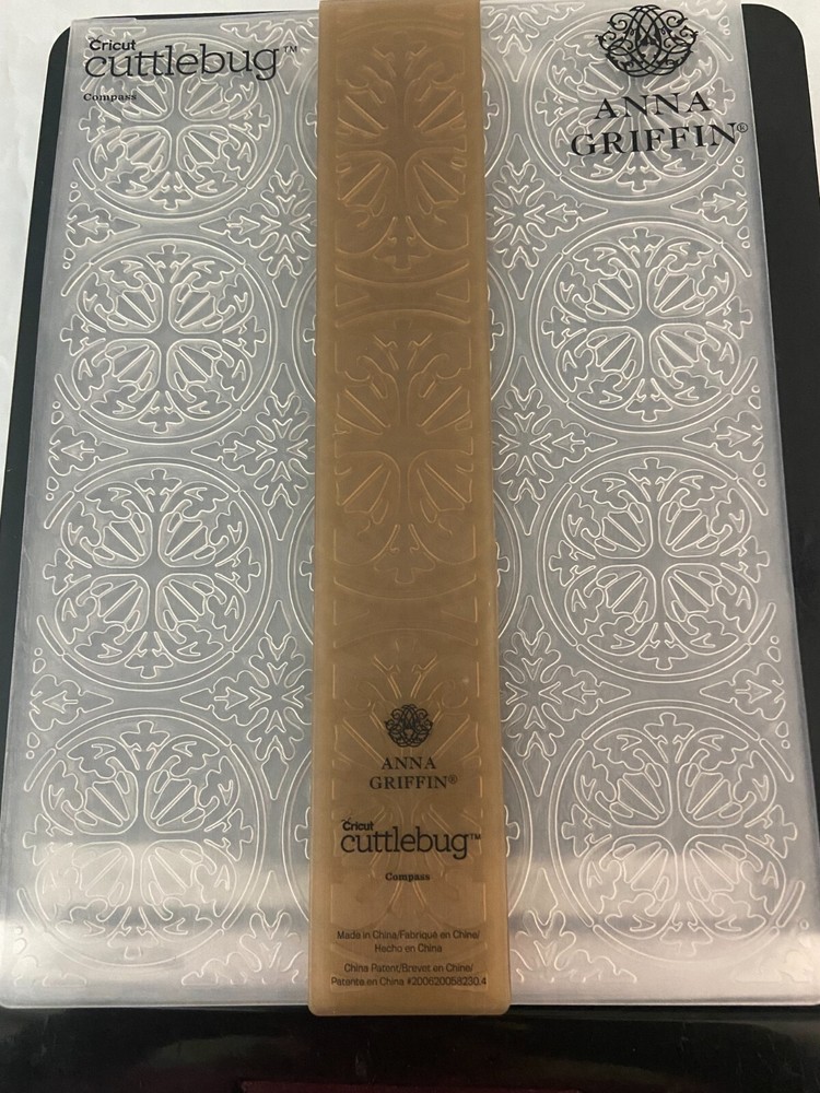 Cricut Cuttlebug Anna Griffin Embossing Folder & Border-SPRING