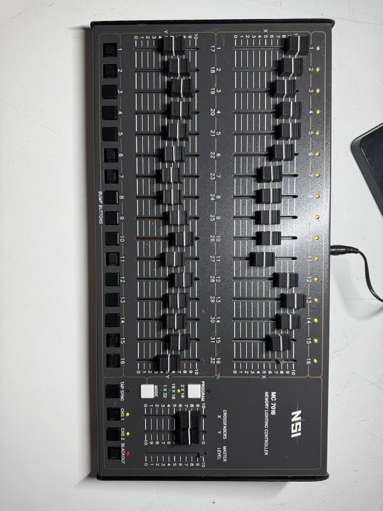 NSI MC 7016 Memory Lighting Controller 32 Channel Professional Light Console