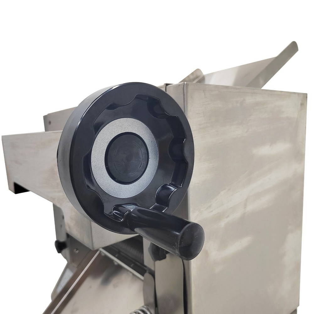 110V Dough Sheet Roller Noodles/Dumpling Sheet Maker 11.4" Roller 1.5mm Cutter
