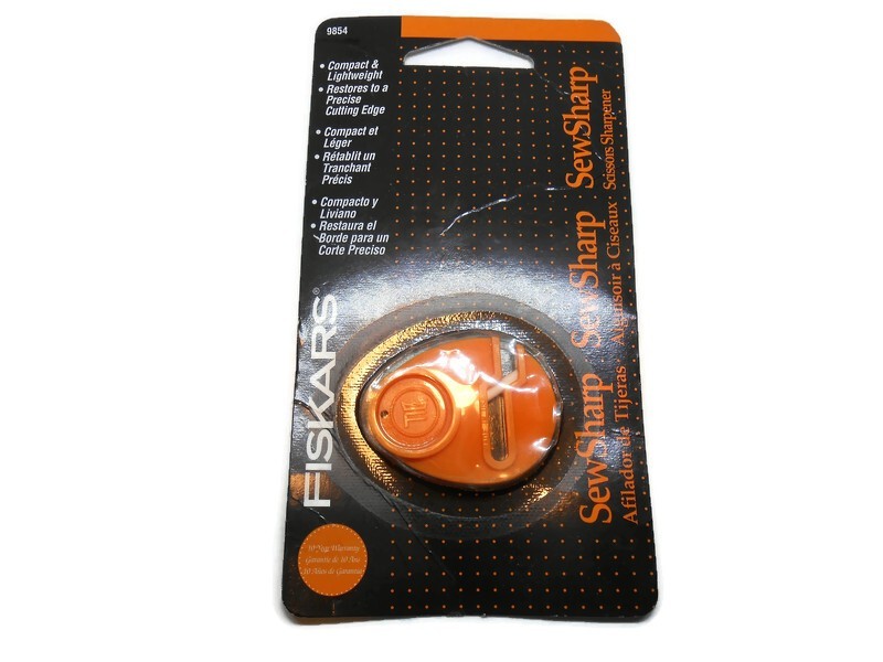 Fiskars Sew Sharp 9854 Scissors Sharpener SewSharp
