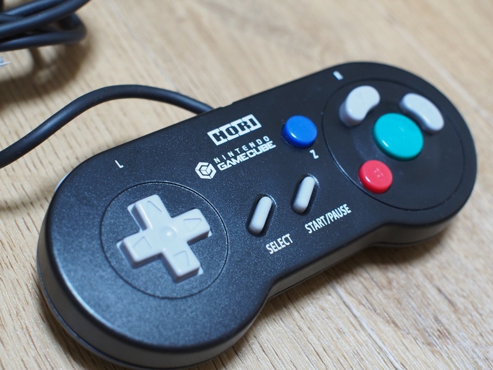 HORI GameCube Black Digital Controller Pad GameBoy Player