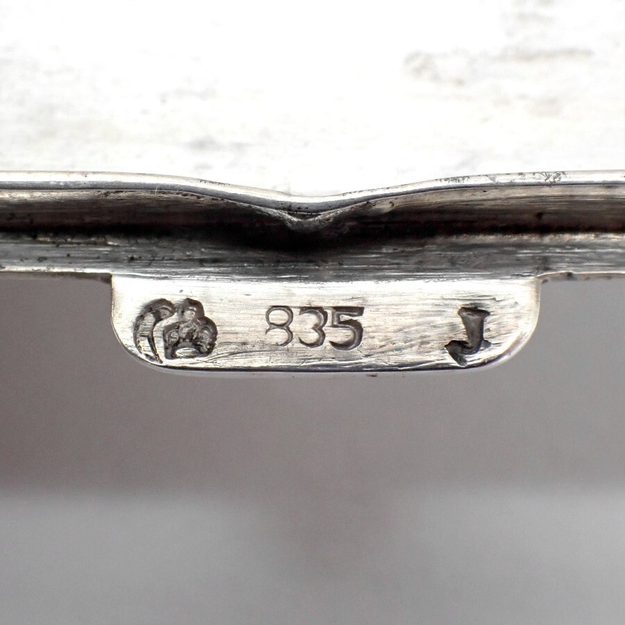 Hammered Oval Snuff Box German 835 Silver