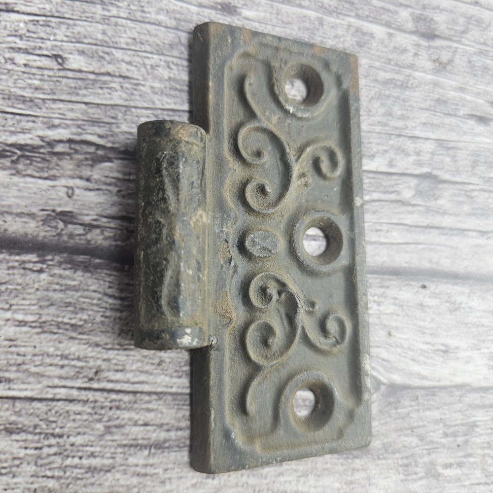 Vintage Decorative Cast Iron Hinge - Half Only - 3½" x 2”