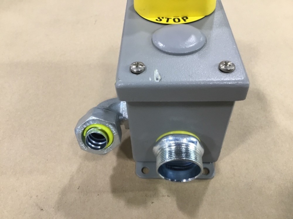 Wiegmann PBGX2 Enclosure With Emergency Stop Button #30T7