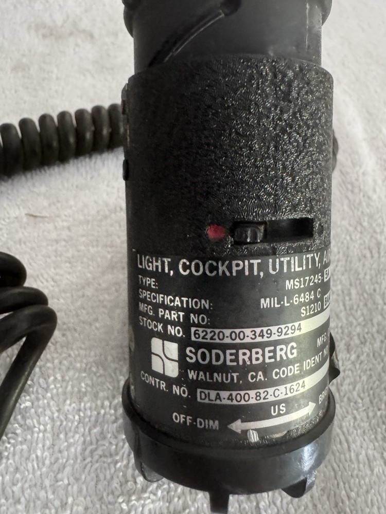 Aircraft Soderberg Cockpit Utility Map Light P/N S1999BBCAA Red/White 28V SUPERB