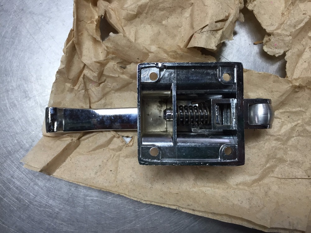 E40609 CASE Chrome Handle LATCH GENUINE CASE PART