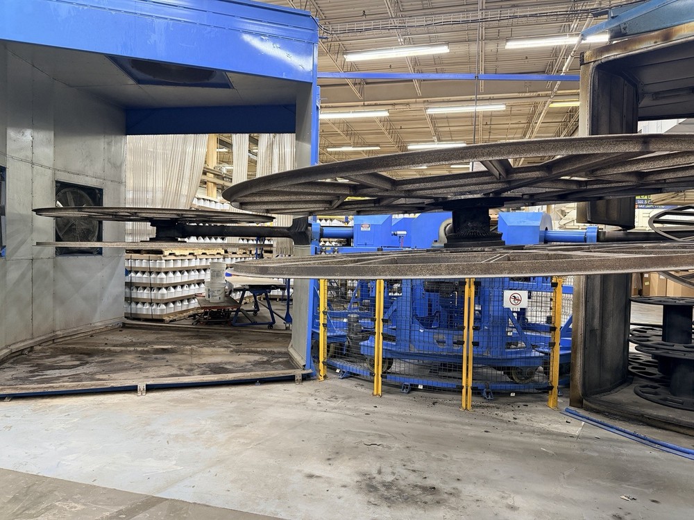 Ferry RS4-3300 Rotomold Machine