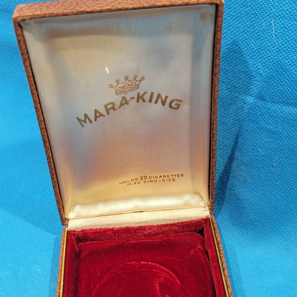 Vintage Desk Cigarette Box Display cardboard