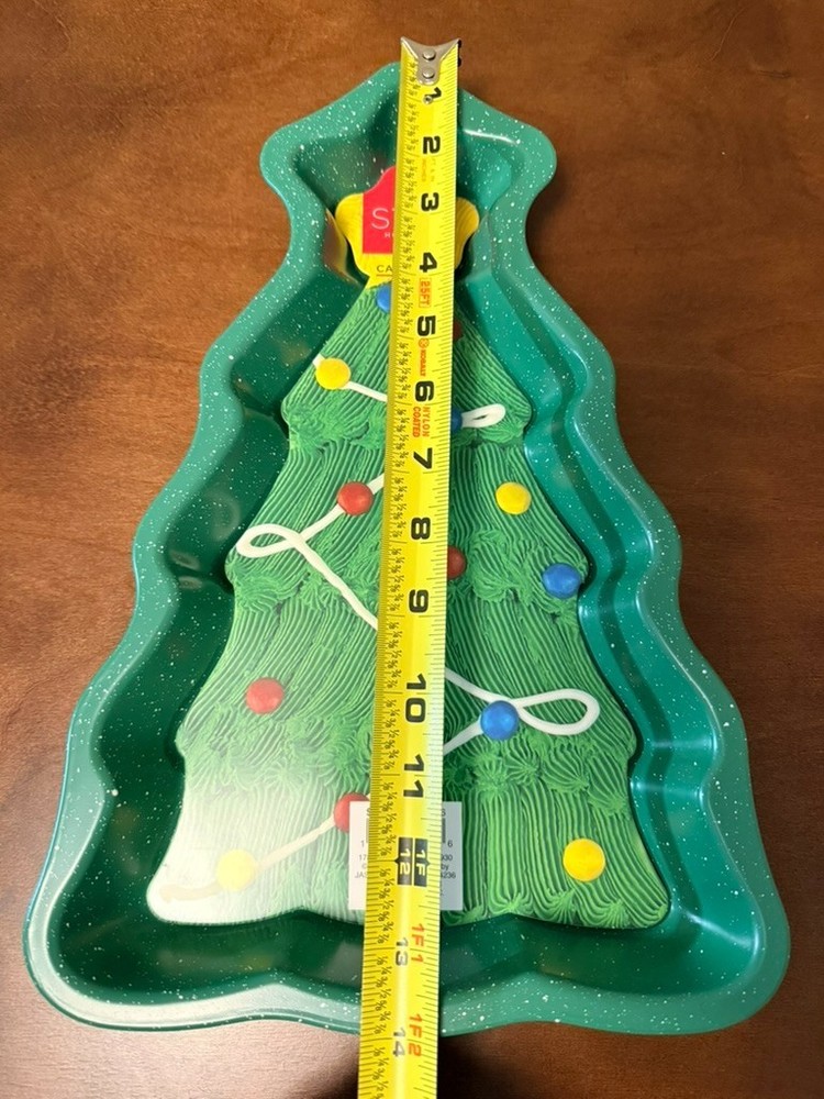 Christmas Tree Cake Baking Pans, Qty.2
