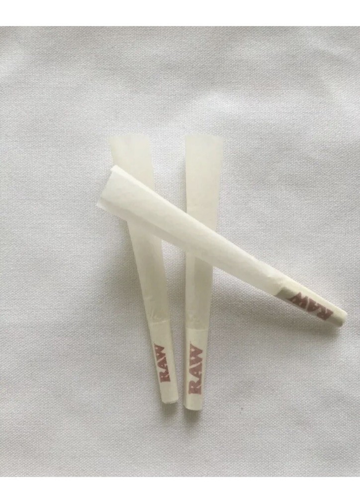 RAW PHOENIX ULTIMATE SMOKERS LIGHTER +raw organic KING size pre rolled cone