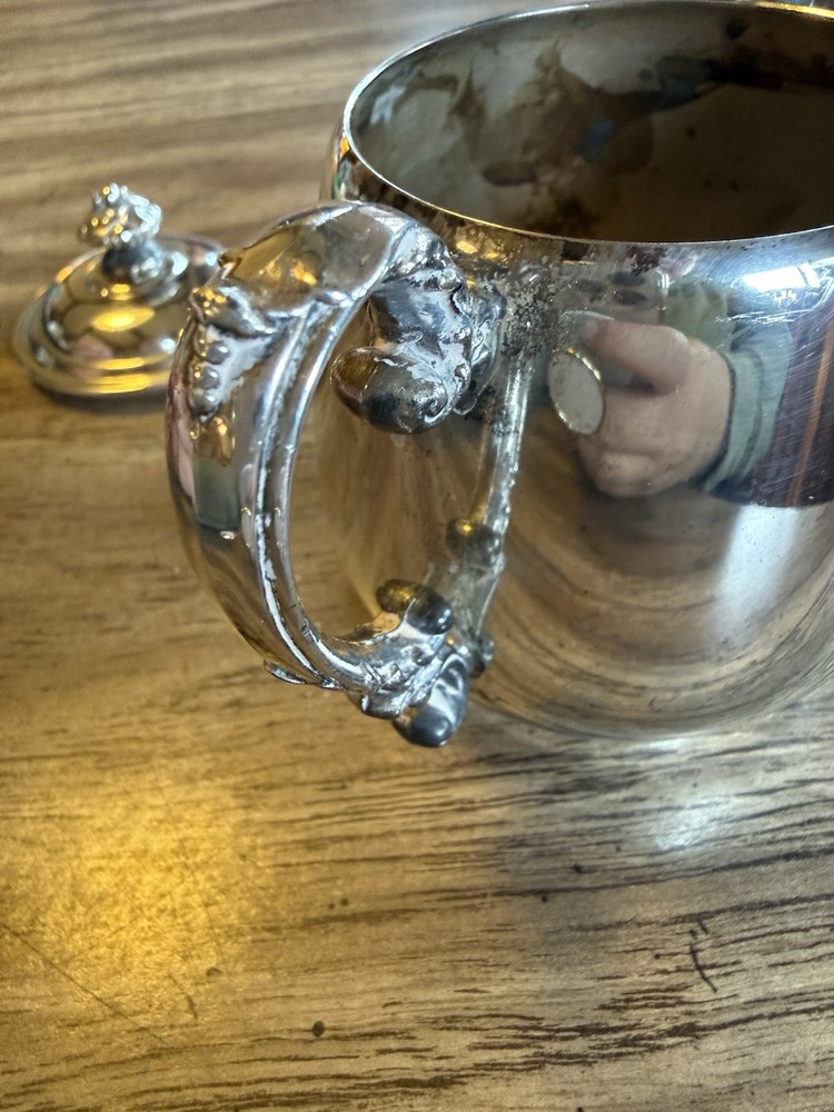 Vintage Wm Rogers Silver Plate Double Handle Sugar Bowl