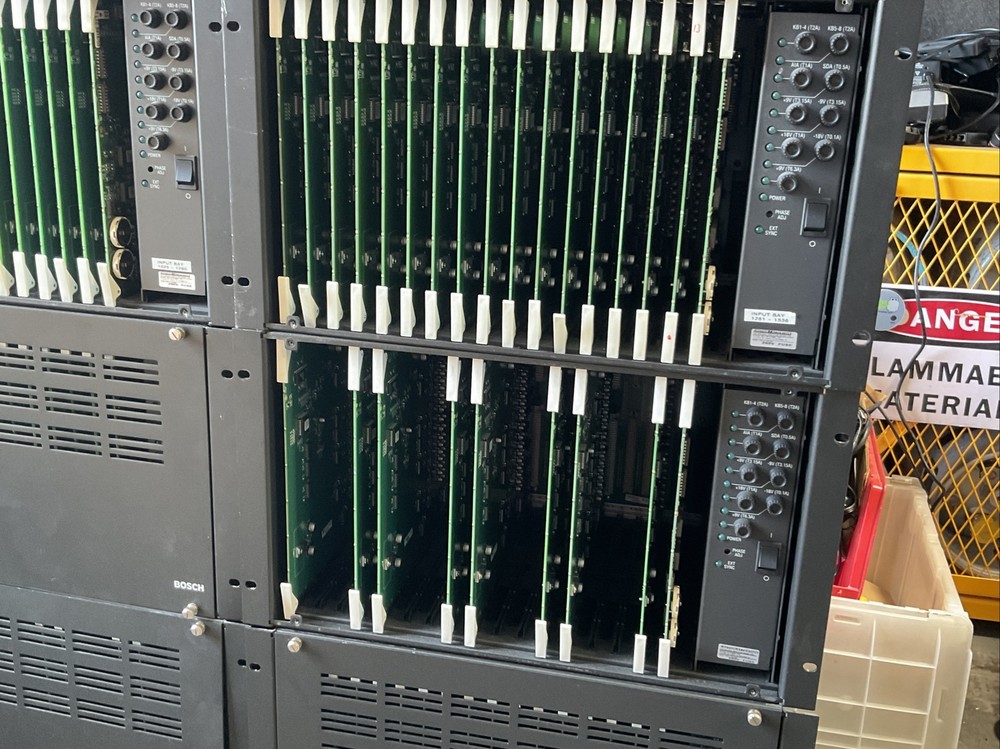 Bosch LTC 8903/60 Allegiant Video Matrix (no front Covers)