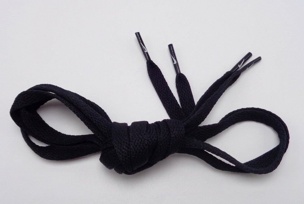 Nike Core Flat Laces Shoelaces 39" Black/White