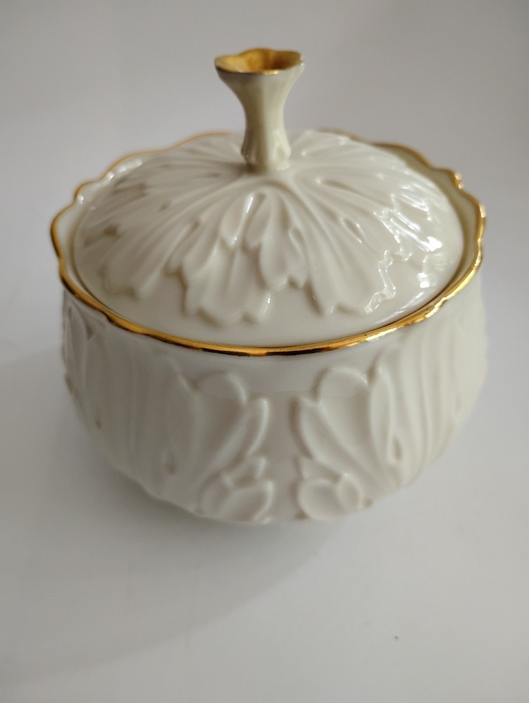 Lennox Cottage Giftware Covered Sugar Bowl