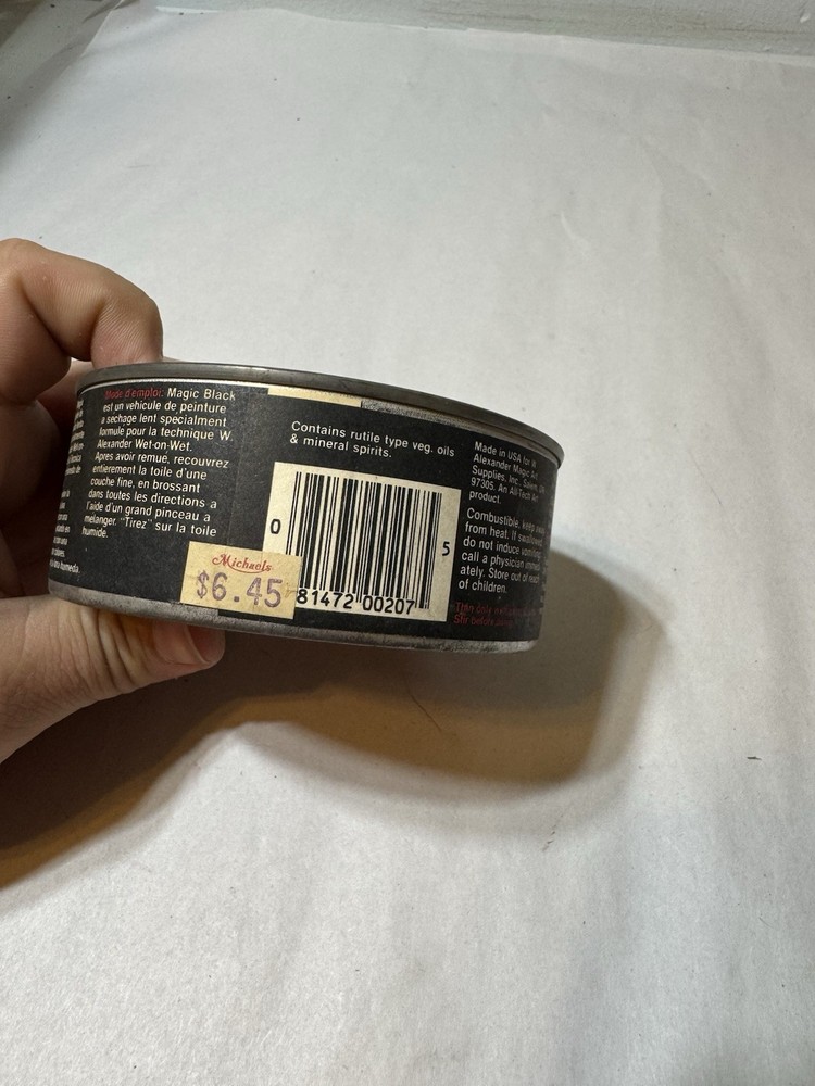 Alexander Magic Black 7 oz medium