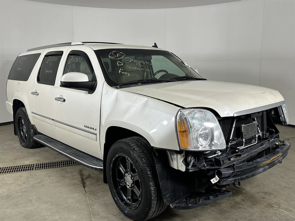 Camera/Projector Radar Unit Quarter Panel Mounted Fits 11-14 ESCALADE 2714578