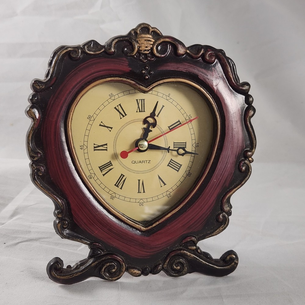 Cute Heart Shaped Ornate Plastic Easel Back Quartz Clock Decor