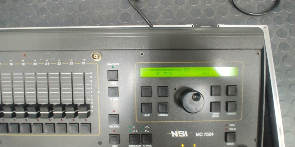 NSI - Leviton MC7524 Lighting controller with road case