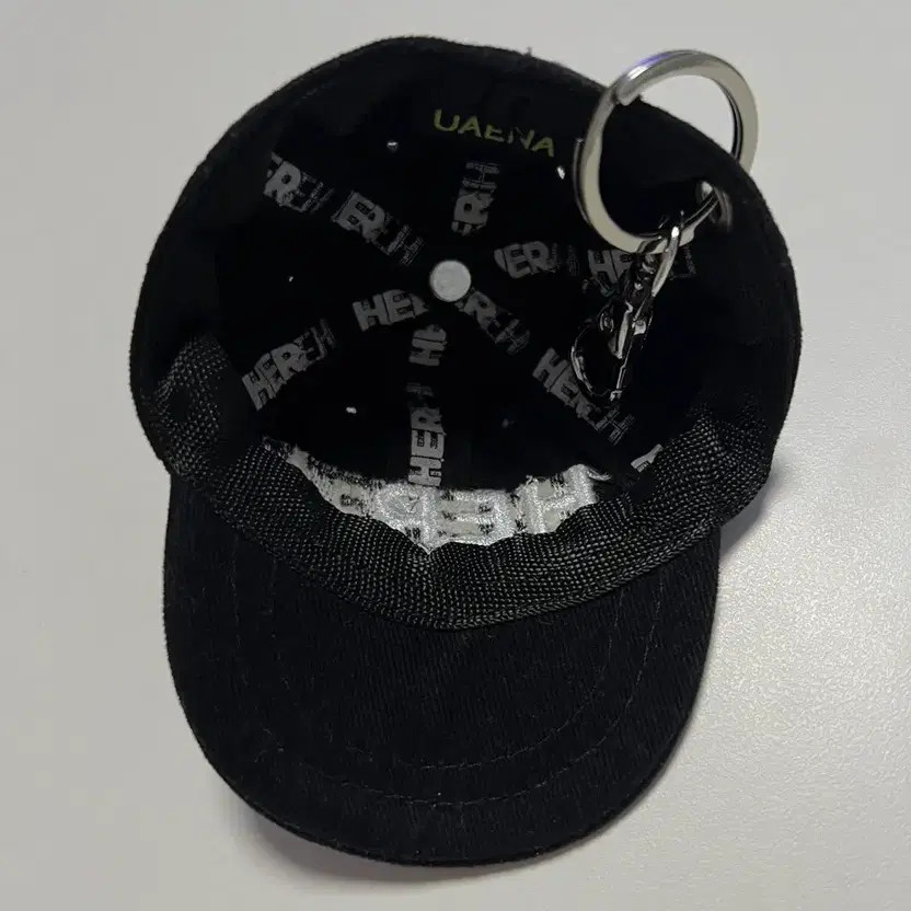 IU HER Cap Keyring Black Official