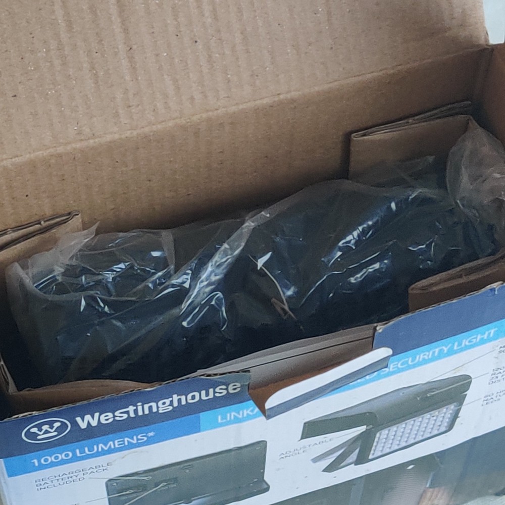 Solar Motion Activated LED Security Light 1000 Lumens Linkable Westinghouse