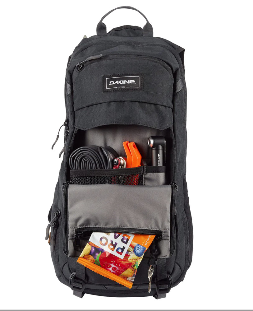 Dakine Mens Syncline 12L Hydration Pack Backpack Black