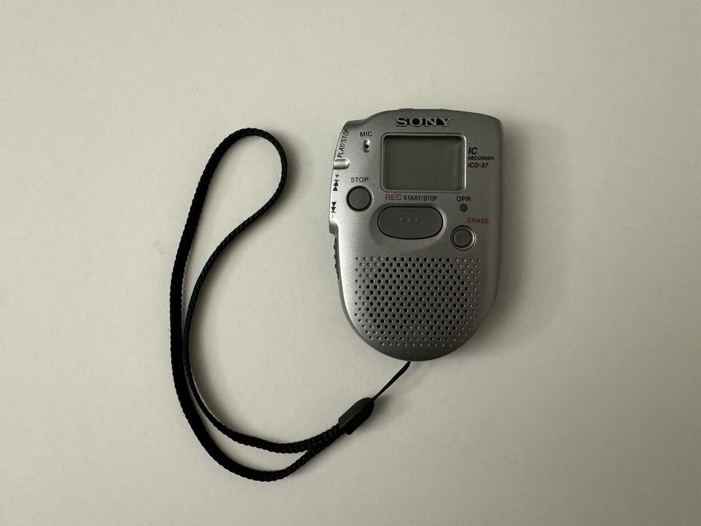 Sony ICD-37 Handheld Digital Voice Recorder